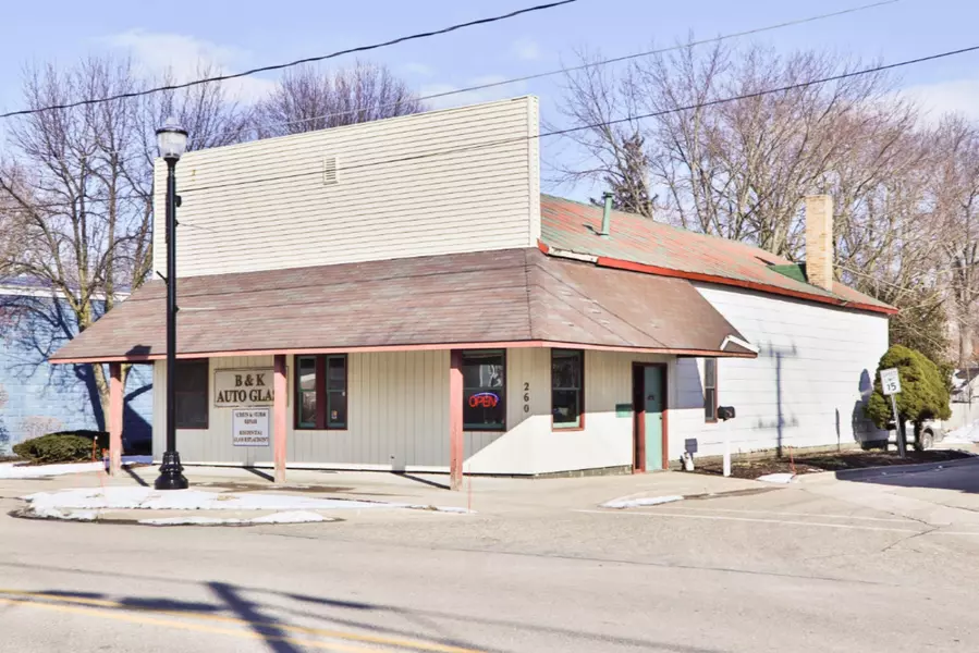 260 Ottawa Street, Coopersville, MI 49404