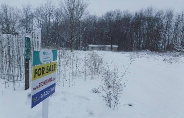 Paw Paw, MI 49079,66664 40th Street