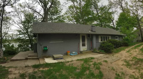 Mattawan, MI 49071,665 Treasure Island Drive