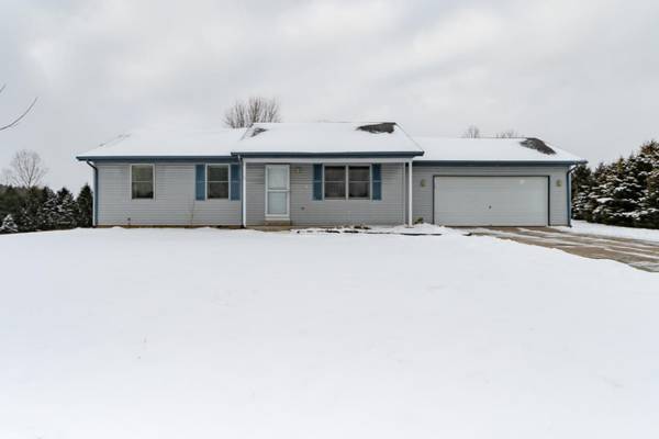 53202 Ridgeview Circle Circle, Paw Paw, MI 49079