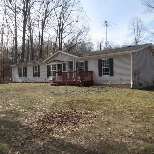 39920 32nd Street, Paw Paw, MI 49079