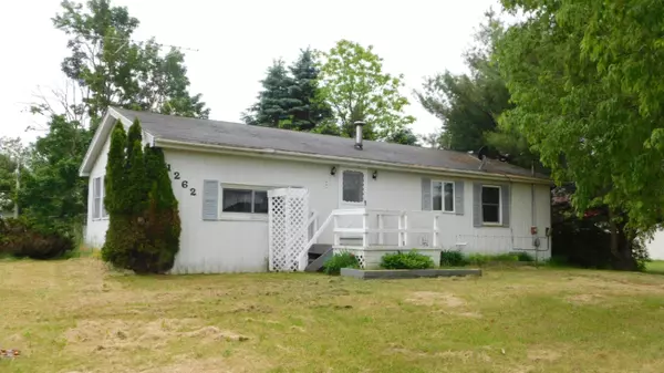 1262 E Monroe Street, White Cloud, MI 49349