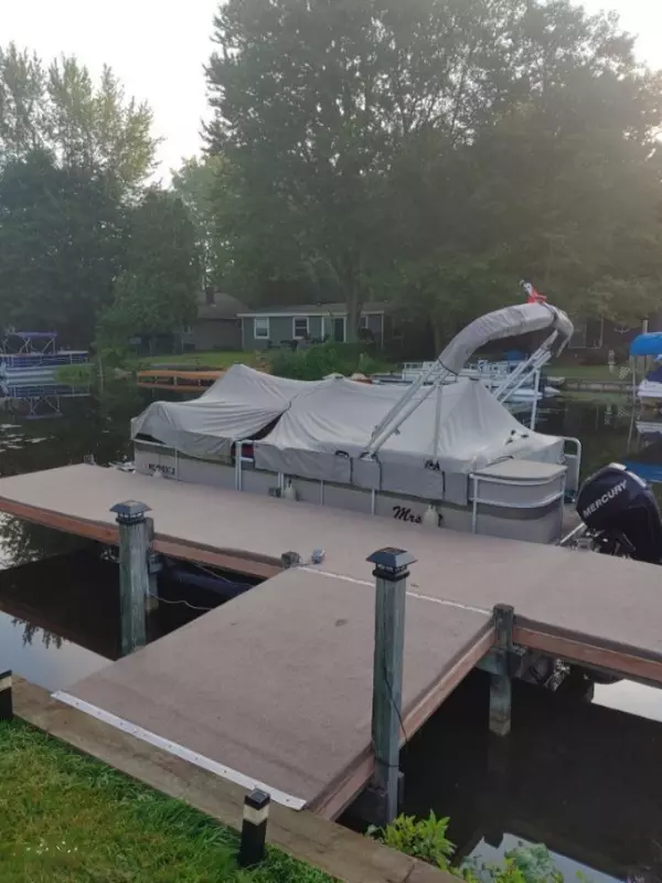 Wayland, MI 49348,2215 Mac Drive