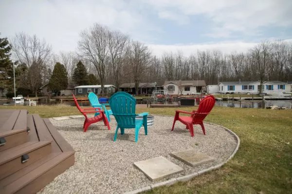 Wayland, MI 49348,2215 Mac Drive