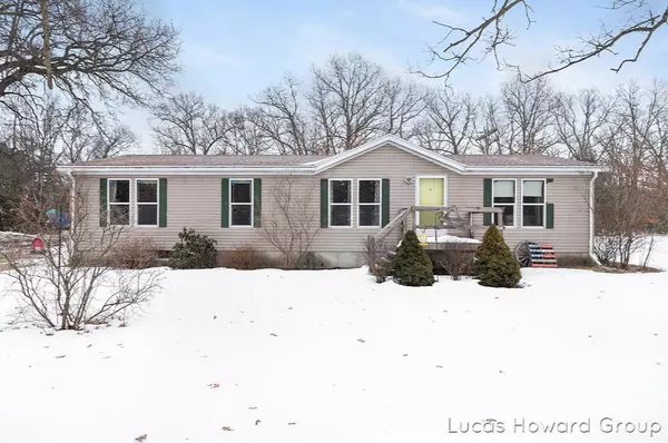 7980 N Amy School Road, Howard City, MI 49329