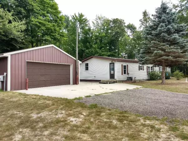 5080 N Jebavy Drive, Ludington, MI 49431