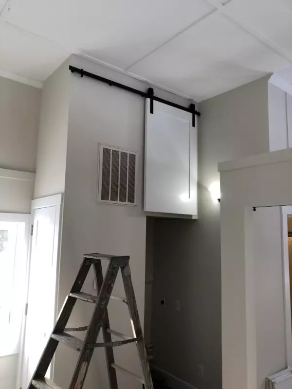 Grand Haven, MI 49417,16776 Warner Street