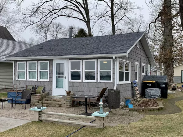 3247 Sandy Beach Street, Wayland, MI 49348