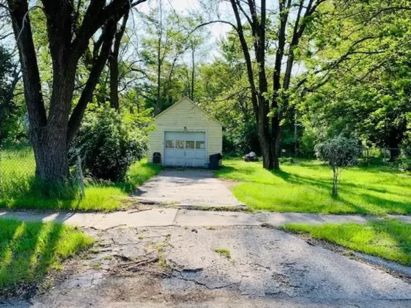 Muskegon Heights, MI 49444,2912 Glade Street