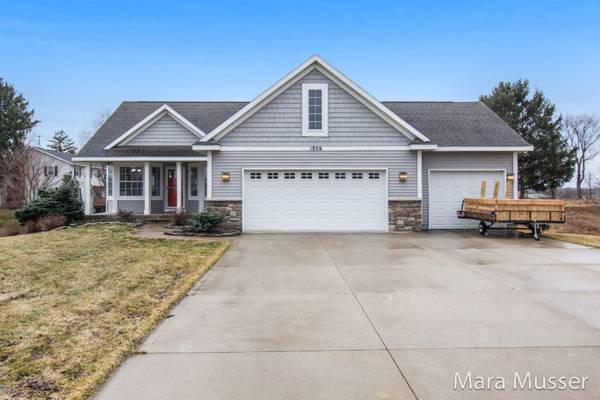 1806 Sunquest Avenue, Dorr, MI 49323