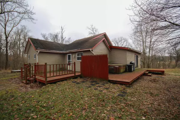 10296 Welburn Road, Three Rivers, MI 49093