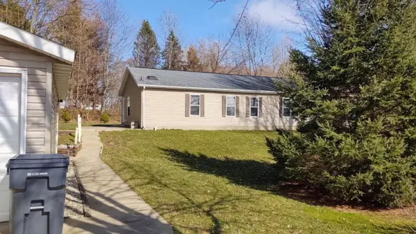 Hartford, MI 49057,68134 CR 372