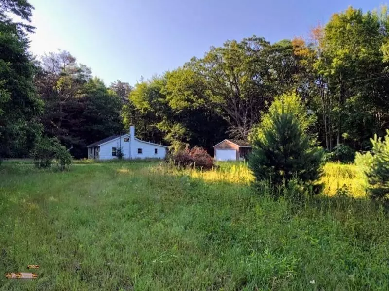 5735 Cline Road, Fruitport, MI 49415