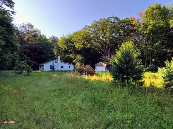 5735 Cline Road, Fruitport, MI 49415
