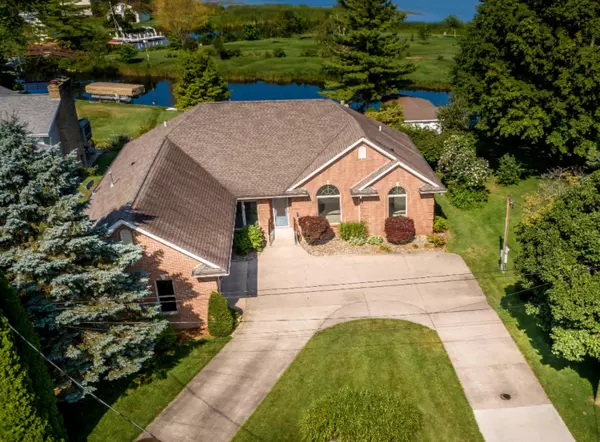 Decatur, MI 49045,160 Meadowwood Court