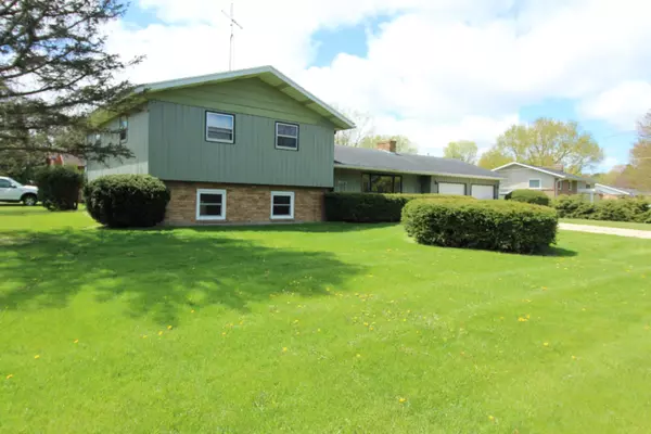 4834 Dogwood Drive, Berrien Springs, MI 49103