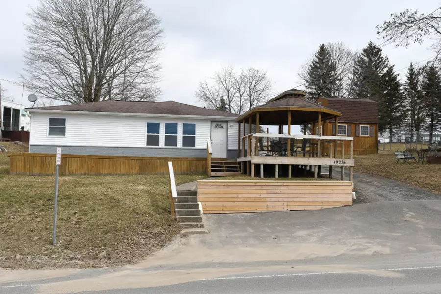 19276 4th Street, Chippewa Lake, MI 49320