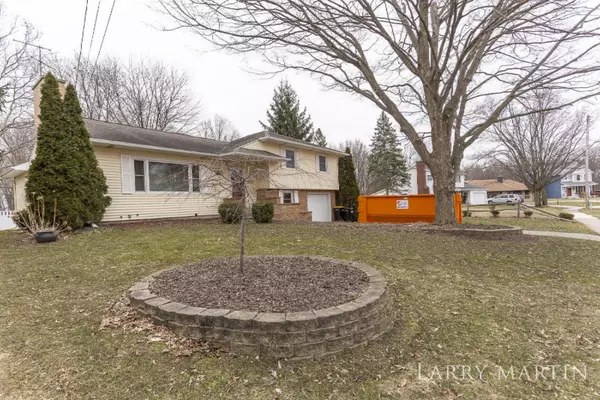 Grandville, MI 49418,3749 Omaha SW Street