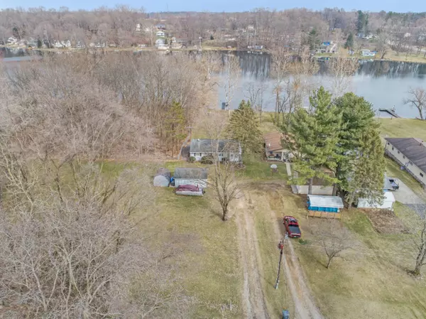 Hartford, MI 49057,63519 Fairhope Drive