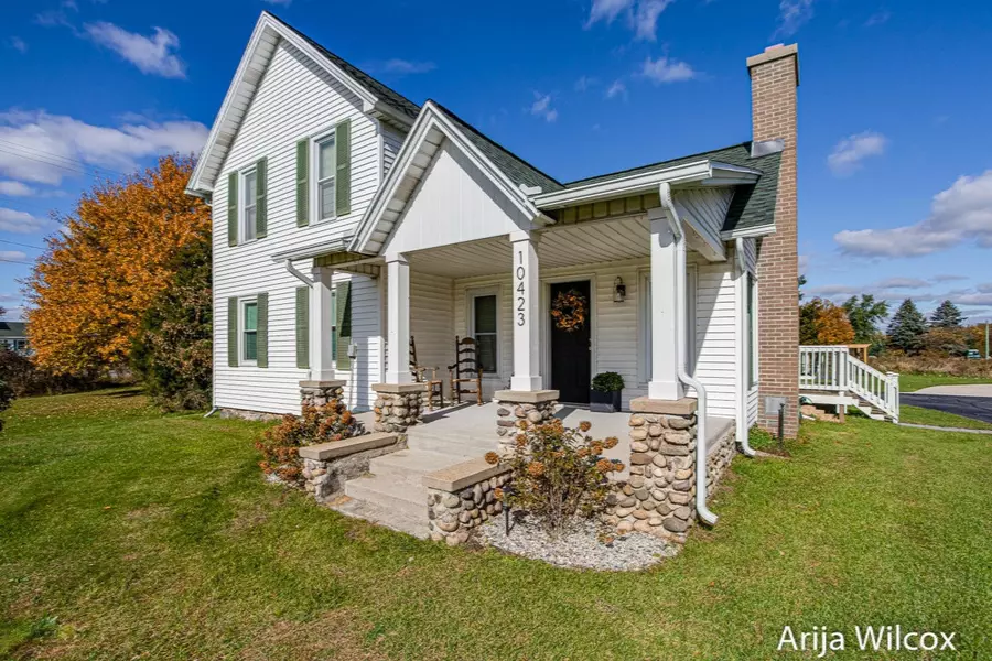 10423 Vergennes SE Street, Lowell, MI 49331