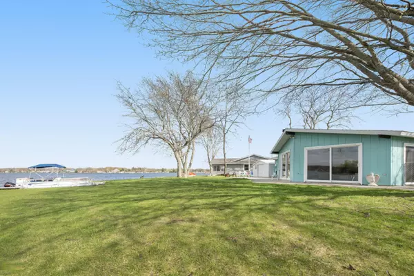 Howard City, MI 49329,8698 Tecumseh Trail