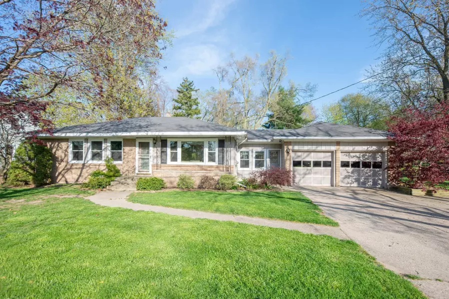 202 Port Sheldon SW Street, Grandville, MI 49418