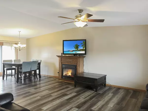 Mattawan, MI 49071,23522 Finch Avenue