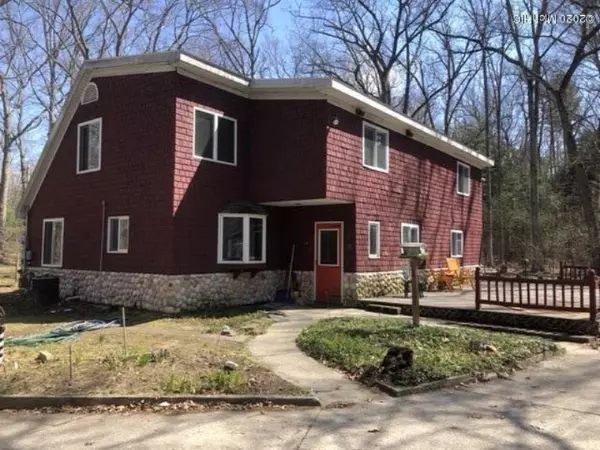 13215 136th Avenue, Grand Haven, MI 49417