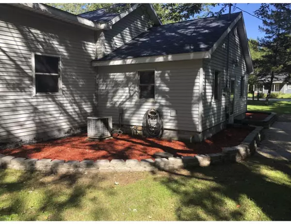 Zeeland, MI 49464,7595 104th Avenue