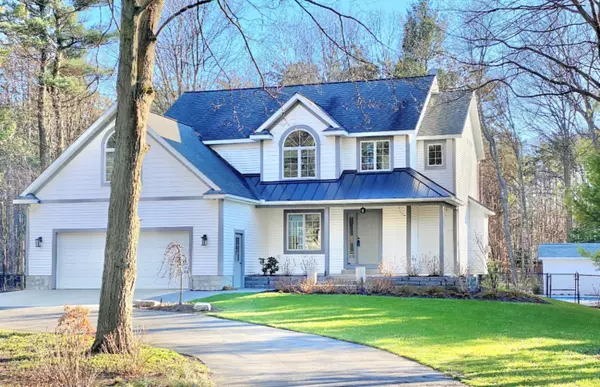 10045 Hiawatha Drive, West Olive, MI 49460