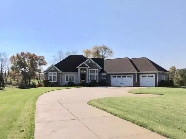 9138 Marshwood Drive, Richland, MI 49083