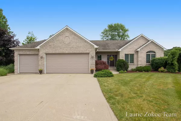 864 Sunrise Court, Walker, MI 49534