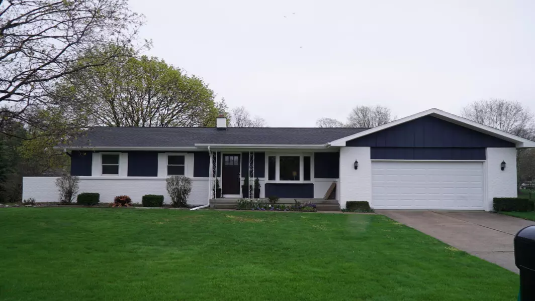 75 Sunnybrook SW Drive, Grandville, MI 49418