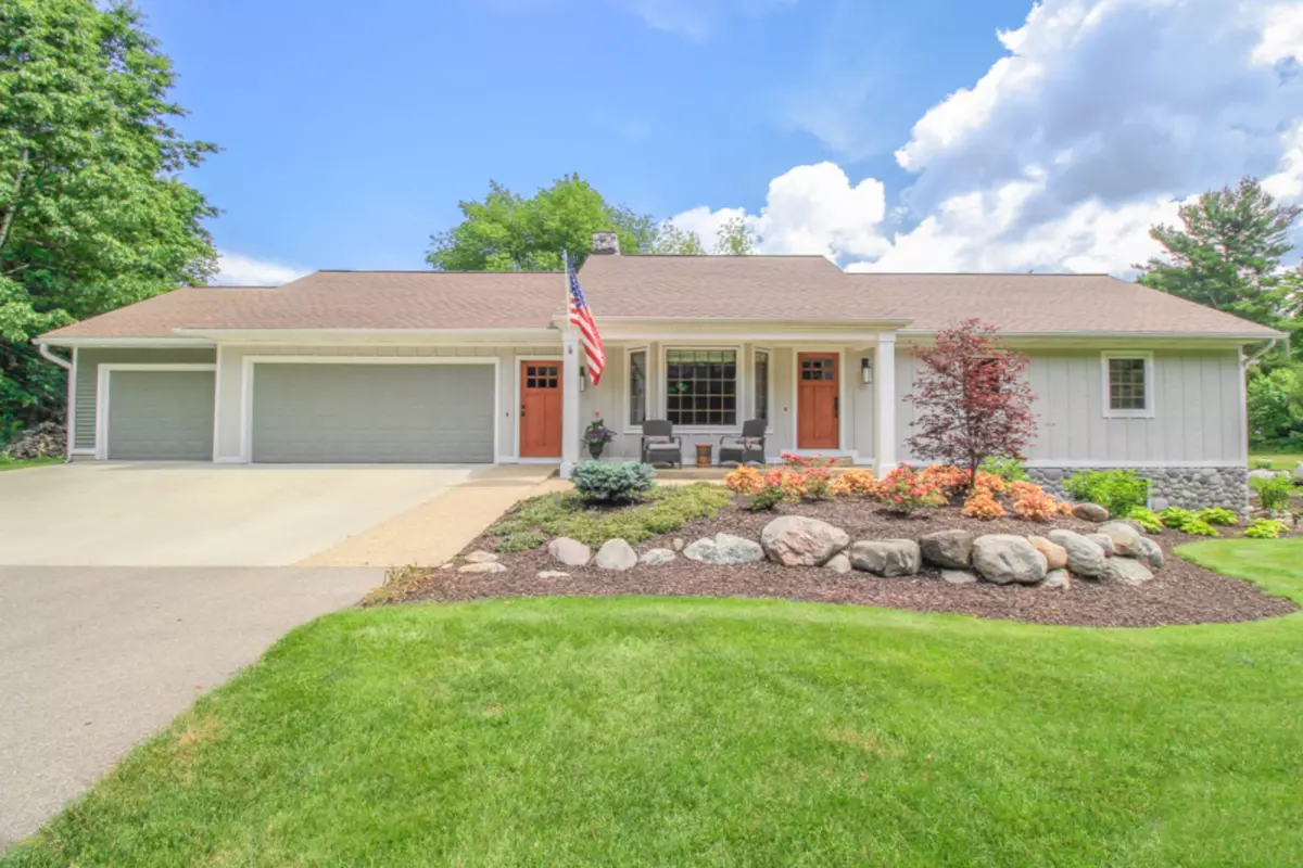 Holland, MI 49424,17001 Lakeview Road