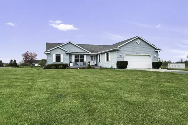 3070 Lally NE Court, Lowell, MI 49331