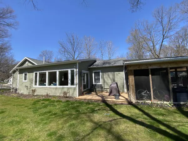 Saranac, MI 48881,46 S Pleasant Street