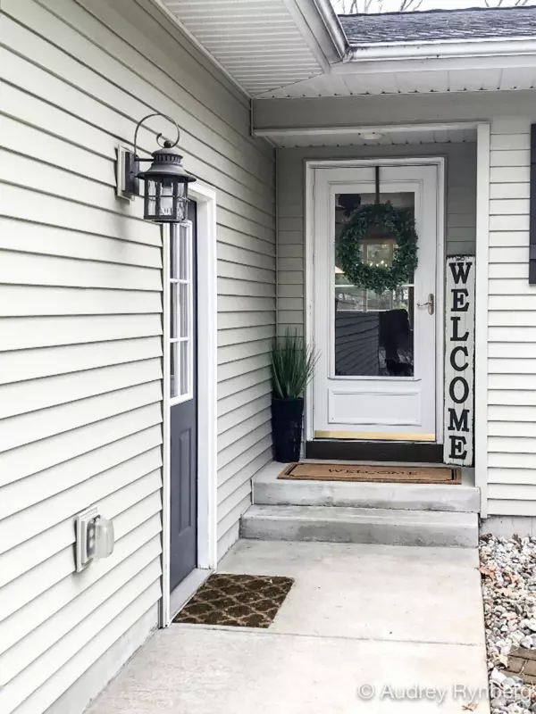 Howard City, MI 49329,8615 Loveless Drive