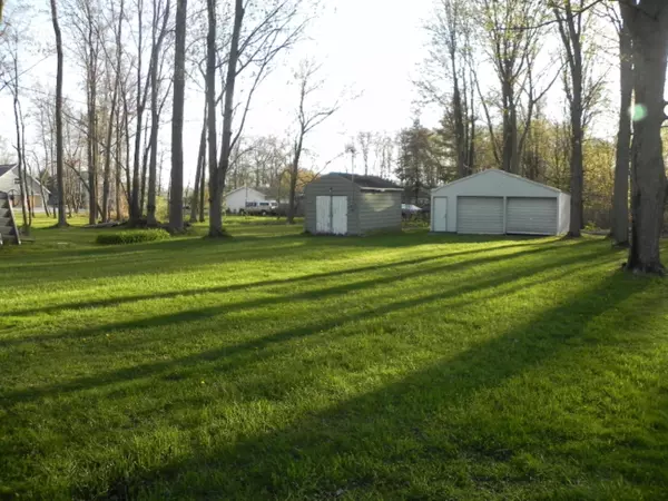 3142 Sandy Beach Road, Wayland, MI 49348