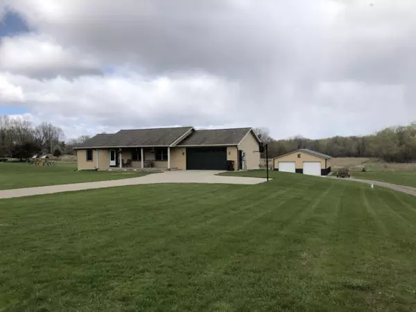 10182 Tamarack Road, Lakeview, MI 48850