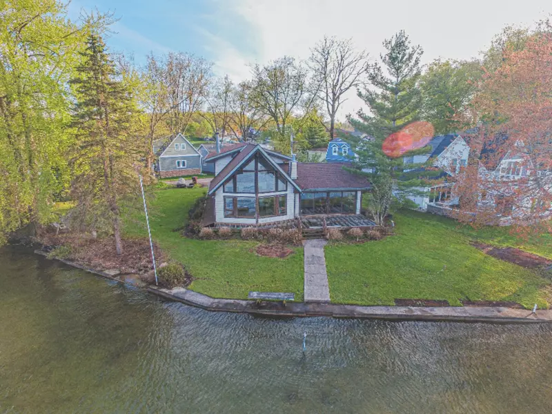 31448 Maple Island Road, Dowagiac, MI 49047