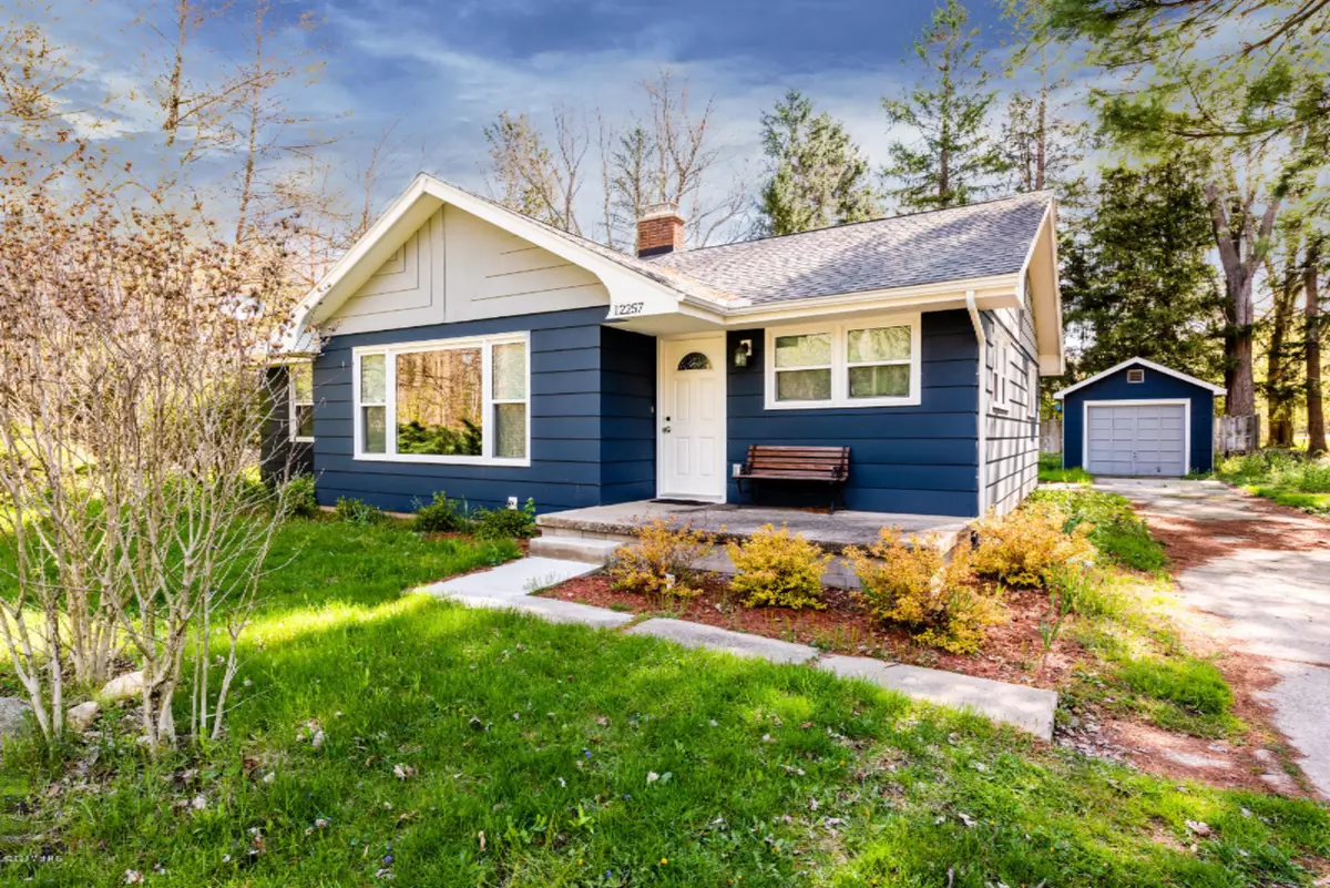 Sawyer, MI 49125,12257 Linden Avenue