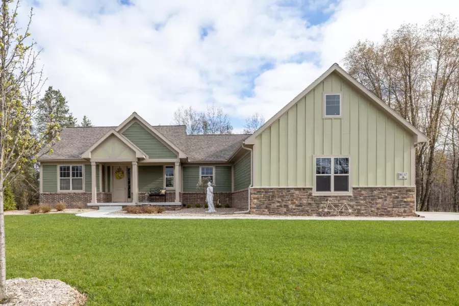 11357 Hampton Court, Stanwood, MI 49346