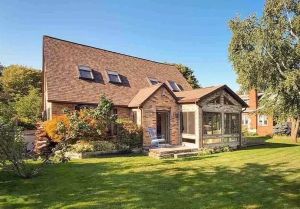 397 River Road, Bay City, MI 48706