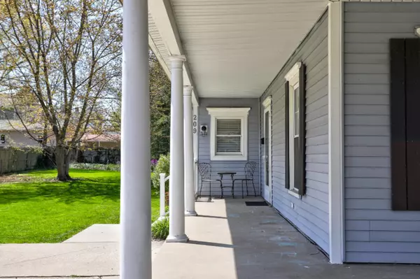Spring Lake, MI 49456,209 N Jackson Street