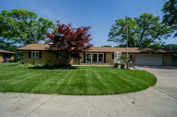 Spring Lake, MI 49456,15489 Oak Drive