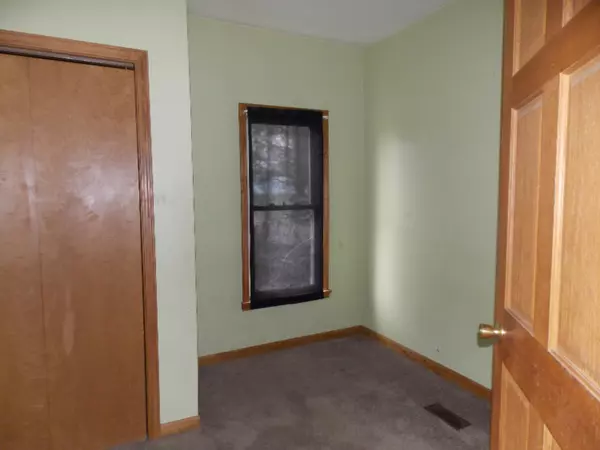 Pittsford, MI 49271,9720 Beecher Road