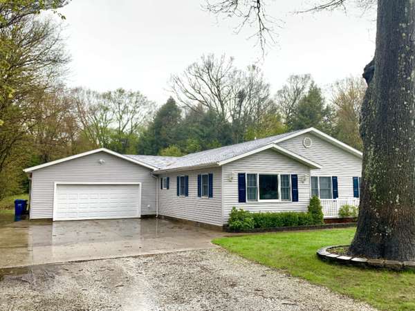 8795 Indian Bay Road, Montague, MI 49437