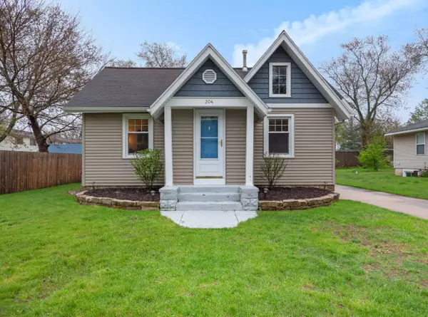 204 E 38th Street, Holland, MI 49423