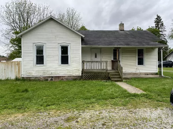 107 W Michigan Avenue, White Pigeon, MI 49099