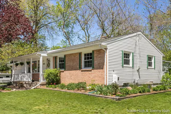 Cedar Springs, MI 49319,141 E Cherry NE Street